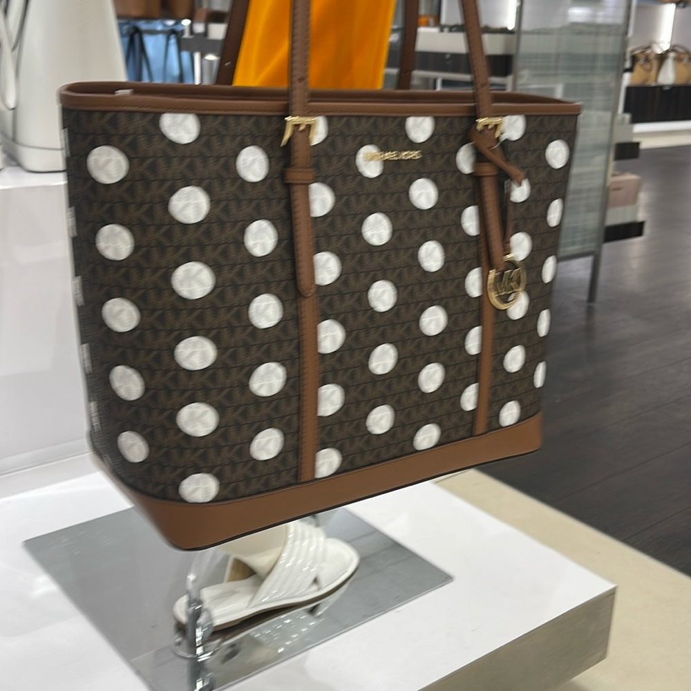 MICHAEL KORS JET SET TRAVEL LARGE TZ SHOULDER TOTE BAG MK BROWN DOTS CARRYALL - Picture 14 of 16